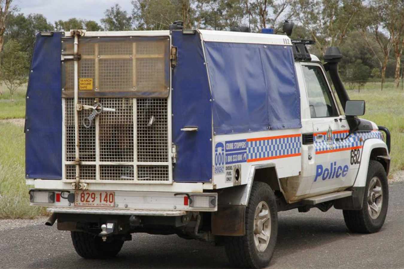 Call for the NT to ban 'police cages' - Amnesty International Australia